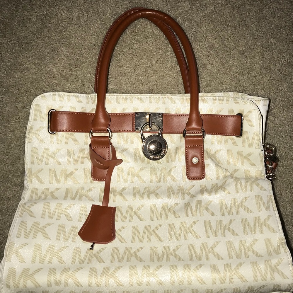 CREAM & BROWN LEATHER MICHEAL KORS PURSE NWOT